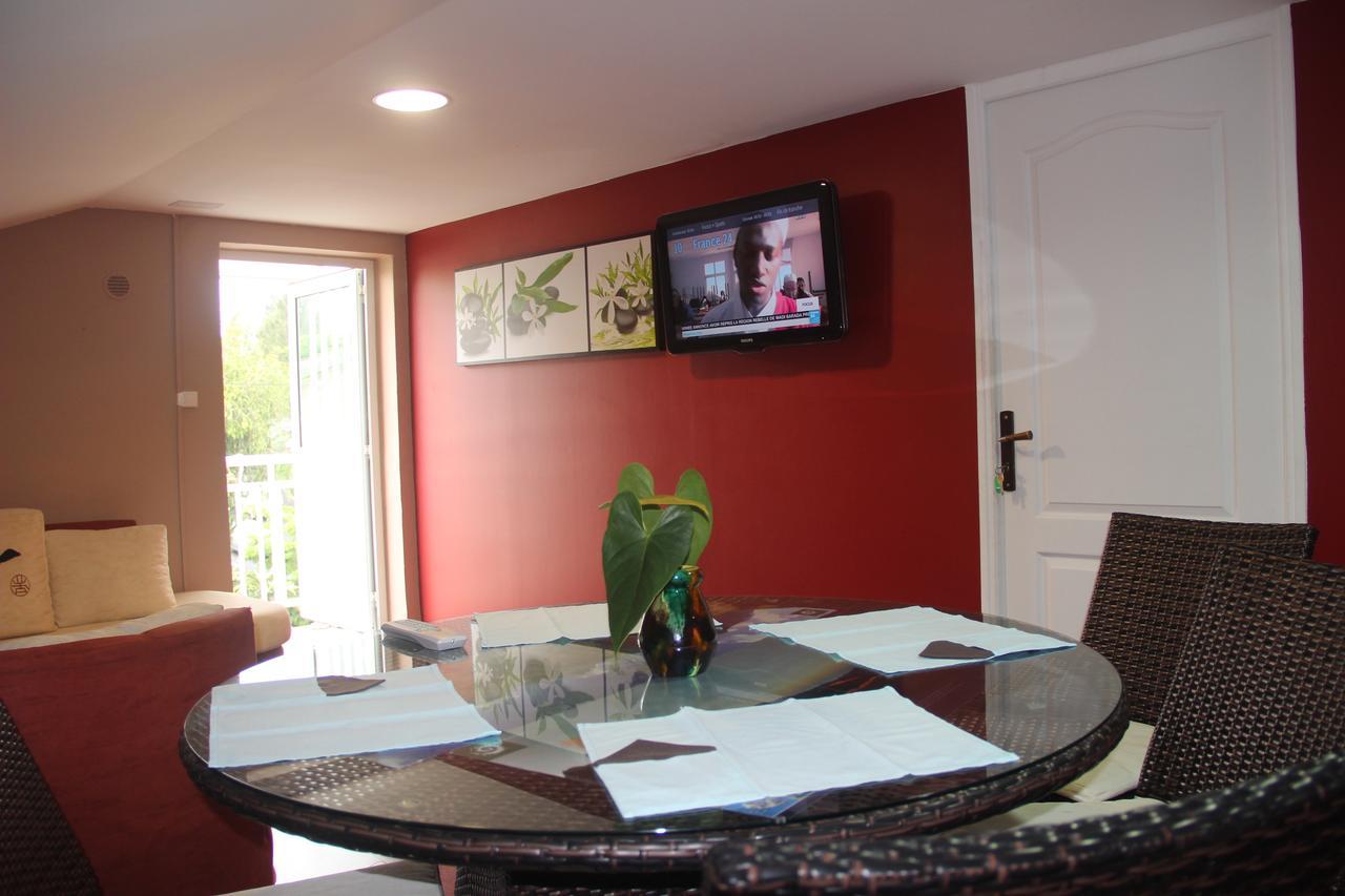 Le Colibri Bed & Breakfast Le Dix-Septieme Dış mekan fotoğraf