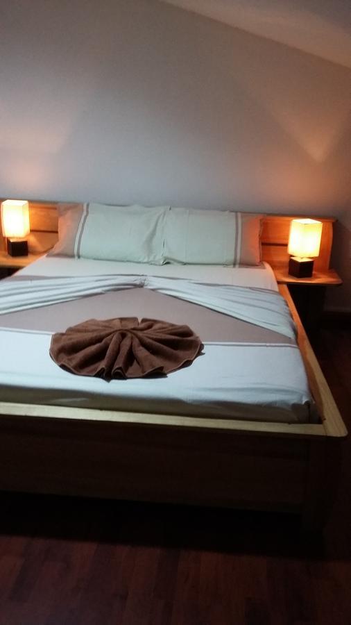 Le Colibri Bed & Breakfast Le Dix-Septieme Dış mekan fotoğraf